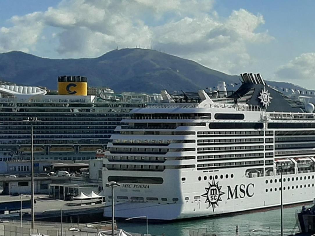 Genova Cruise Terminal Casa Dallo Zio 150 Mq Dış mekan fotoğraf
